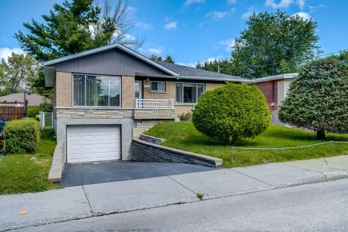 SOLD Bungalow for sale 1857 54e Avenue (P.a.T.) Montréal (Rivière