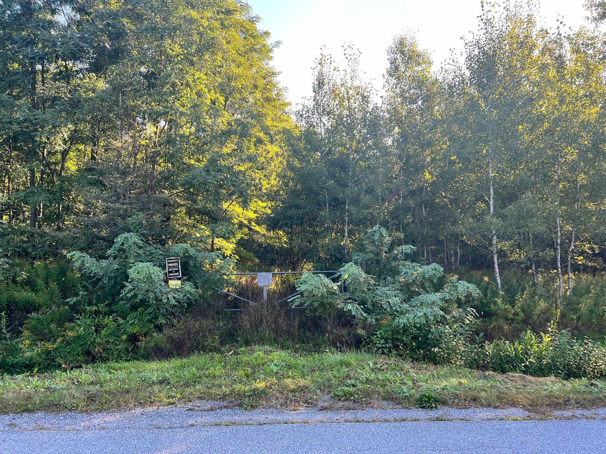 Terrain vacant à vendre Ch. Maurice Bedford Canton