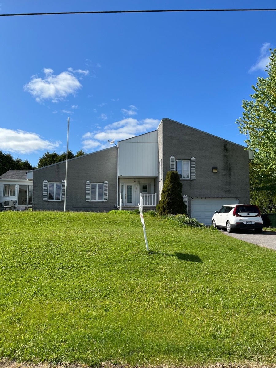 Maison à paliers multiples à vendre 5 Rue Laporte SaintNorbert