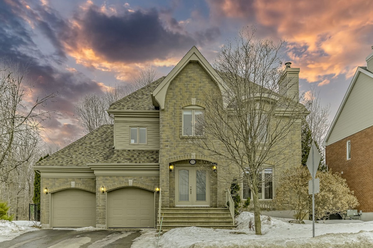 Maison à étages à louer 270 Rue des Mélèzes SainteMarthesurleLac