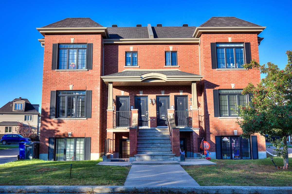 VENDU Appartement à vendre 573 Rue ÉtienneLavoie Laval (Sainte