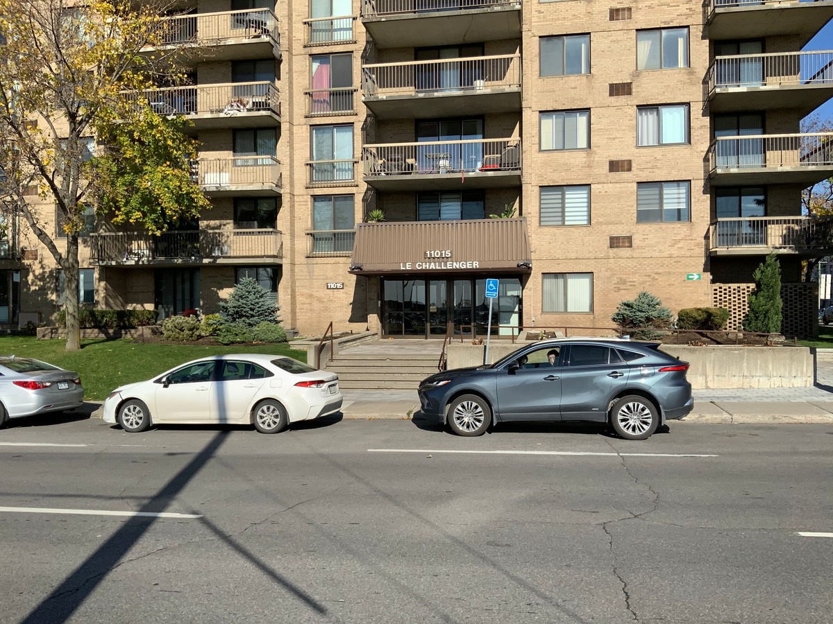 Appartement à vendre 11015 Boul. Cavendish, app. 1205 Montréal (Saint