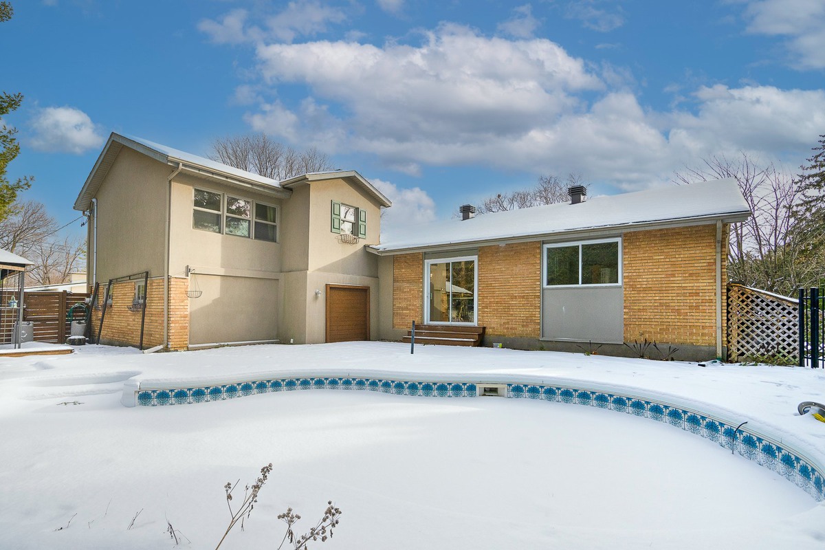 Maison à étages à vendre 11 Rue Brittany Baied'Urfé Visite libre
