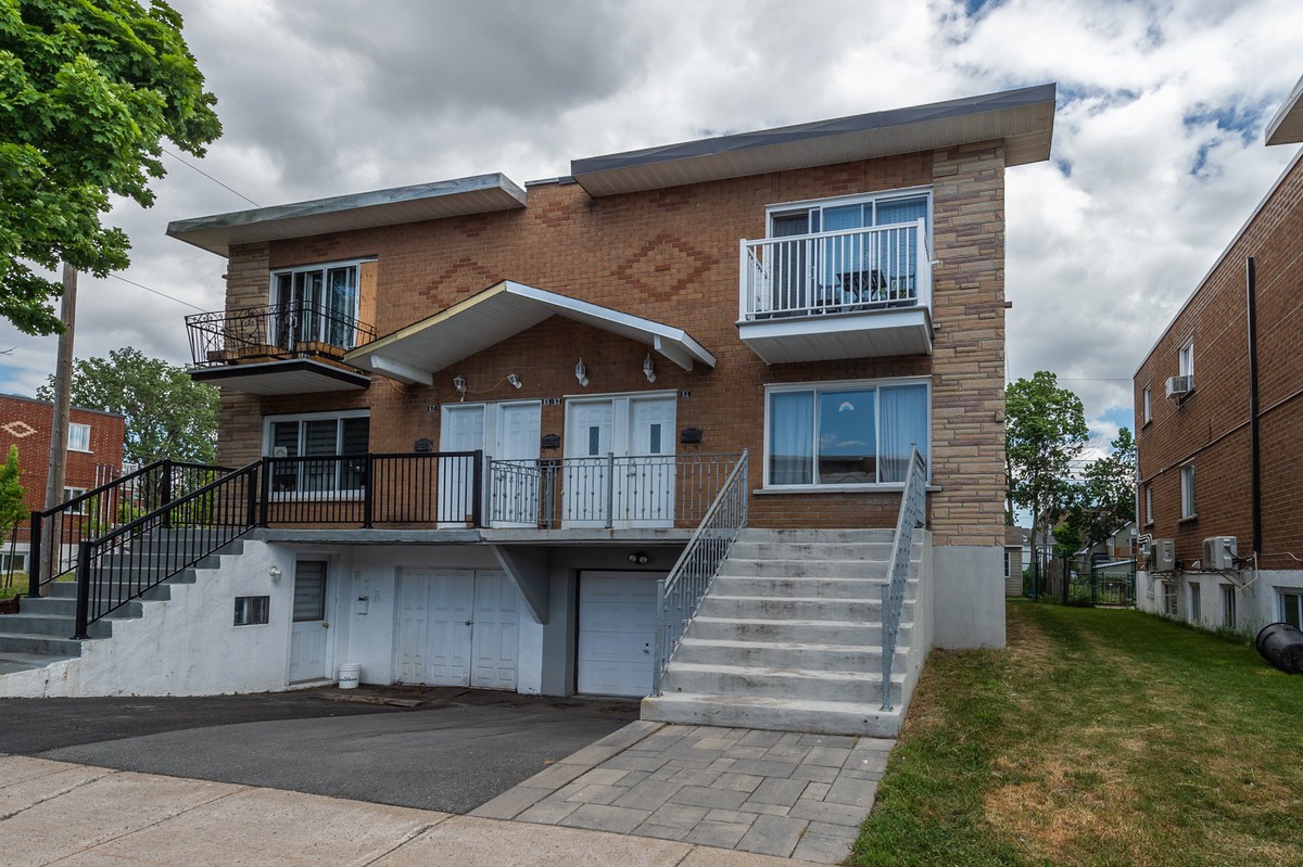 SOLD Triplex for sale 61 63 Rue des Oblats Montréal (LaSalle)