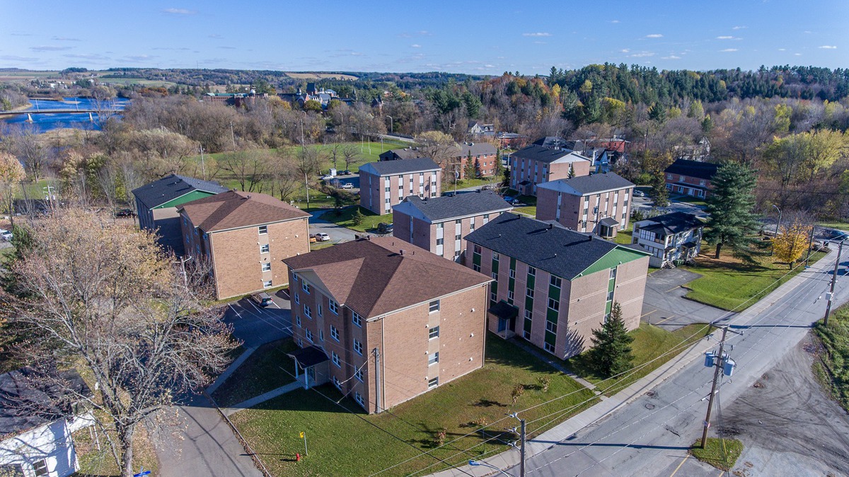 Revenue Property for sale 2865 Rue College Lennoxville (Sherbrooke)