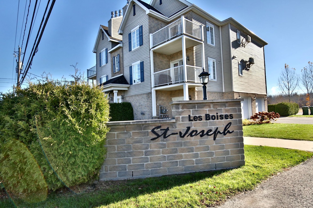 VENDU Appartement à vendre 3972 Ch. d'Oka, app. 302 SaintJosephduLac