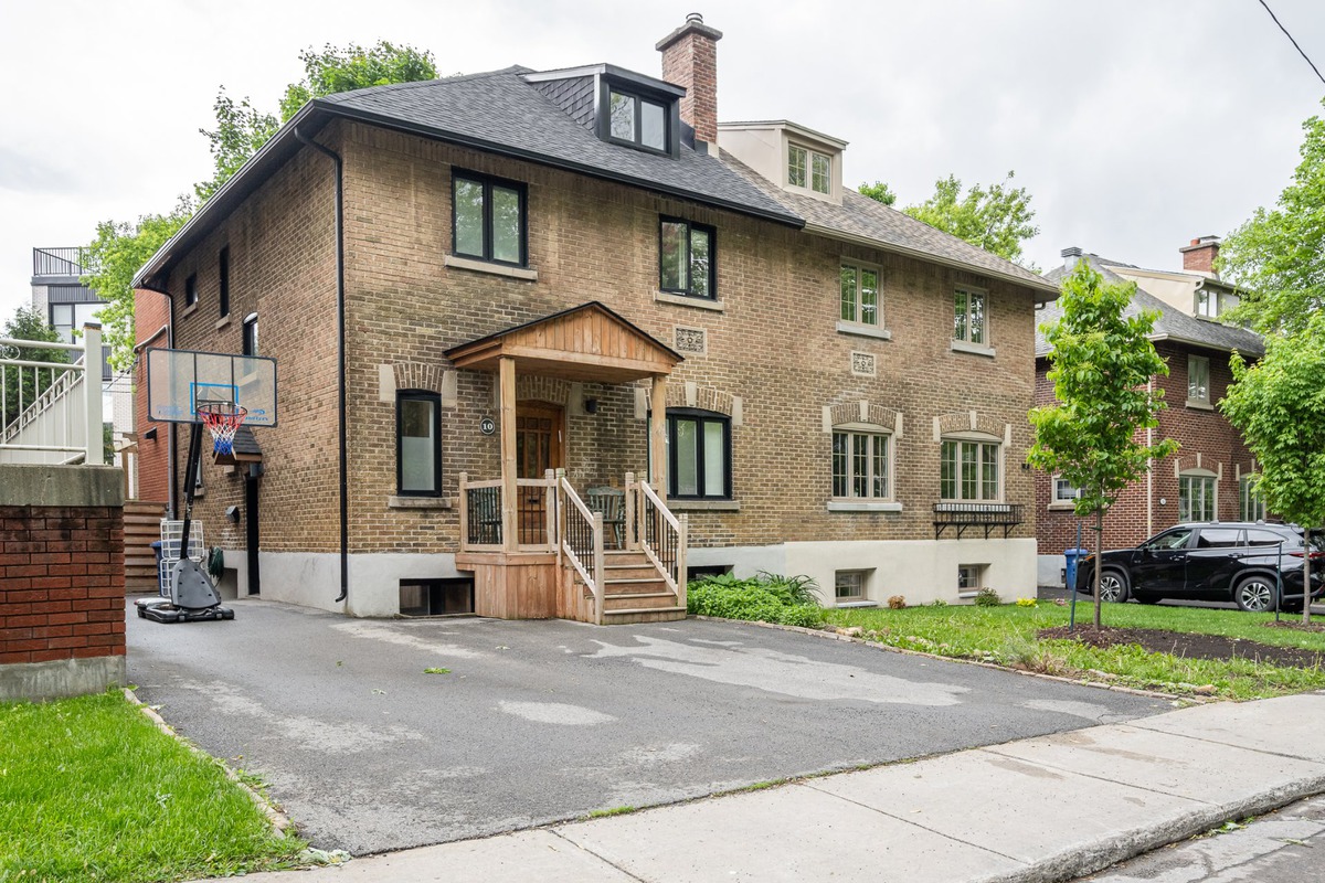 Maison à étages à vendre 10 Rue Dufferin Hampstead