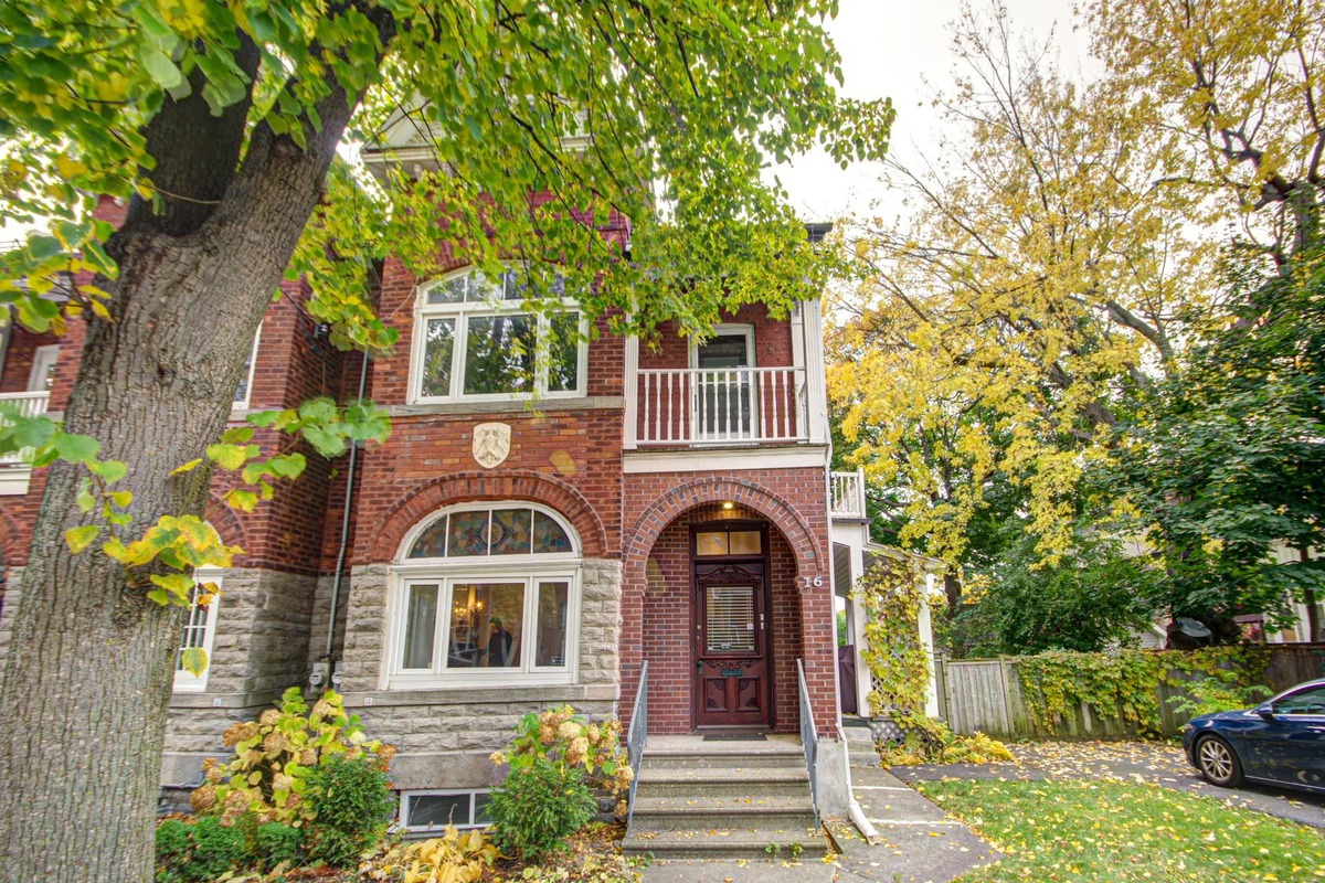 Maison à étages à vendre 16 Av. Ballantyne S. MontréalOuest