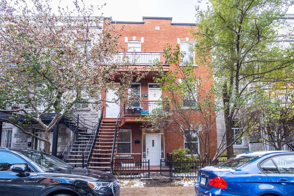 Triplex for sale 3452 3456 Rue Dorion Montréal (Le PlateauMontRoyal)