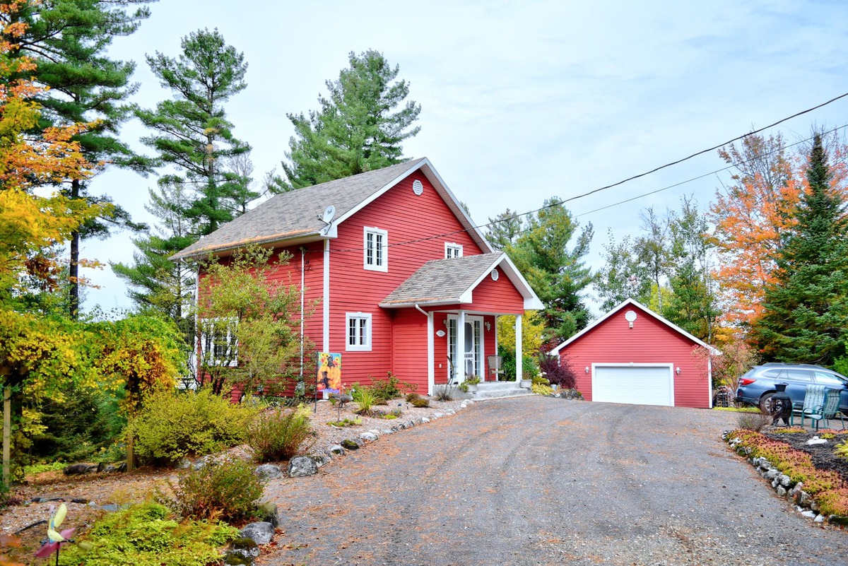 VENDU Maison à étages à vendre 31 Rue Gagnon SaintAlphonseRodriguez