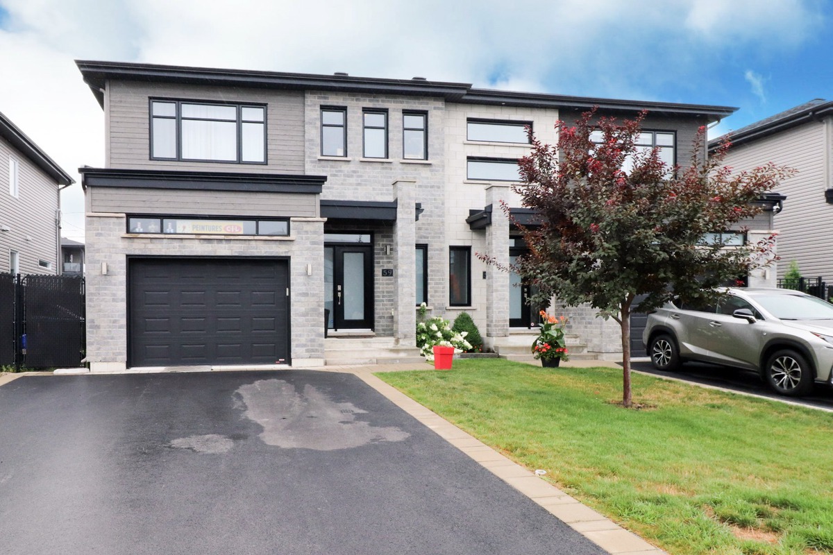Maison à étages à vendre 59 Rue OmerDaigneault Mercier