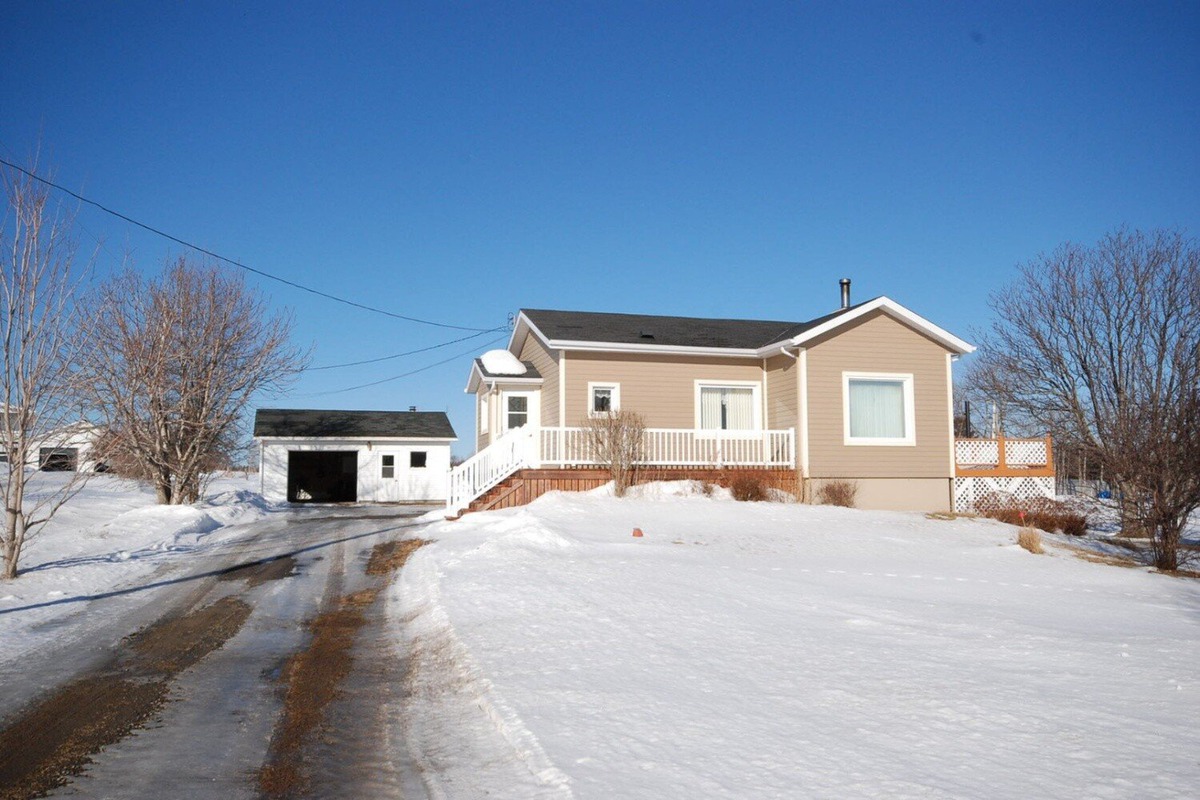 Maison de plainpied à vendre SaintSiméon, Gaspésie/IlesdelaMadeleine