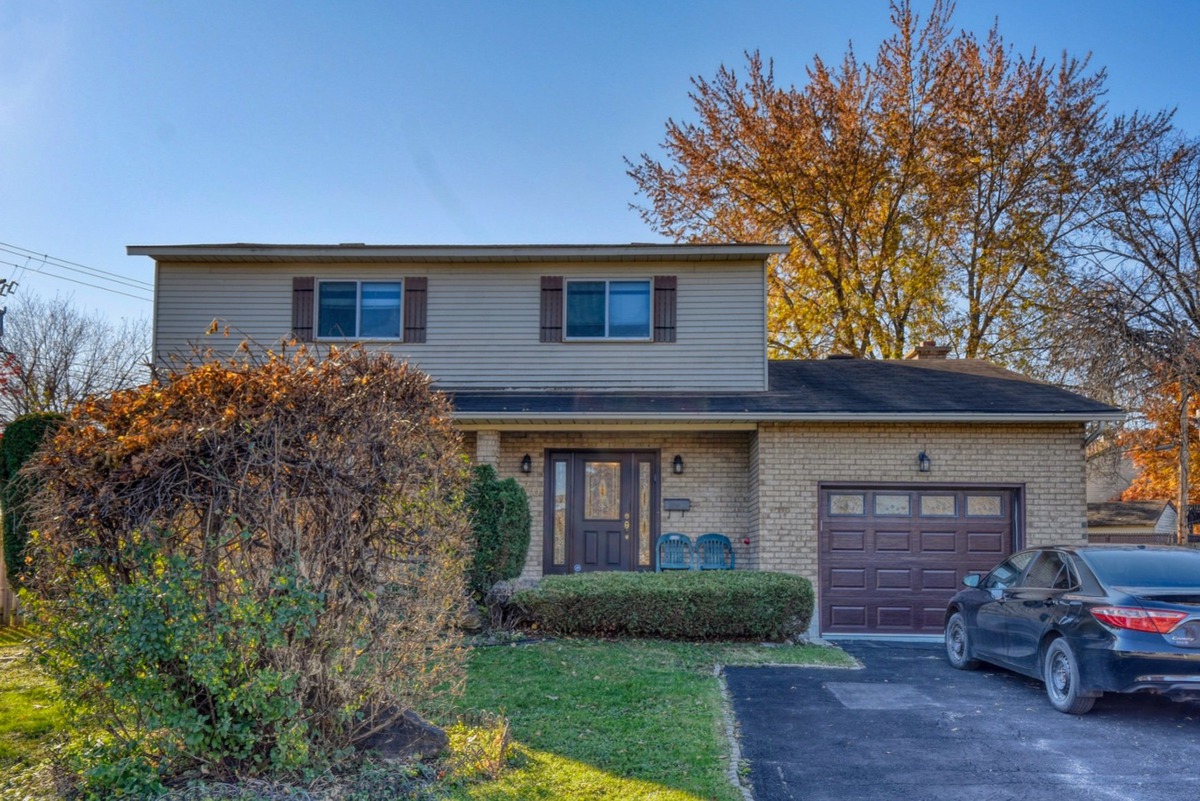 Maison à étages à vendre 20 Rue Valmount DollardDes Ormeaux