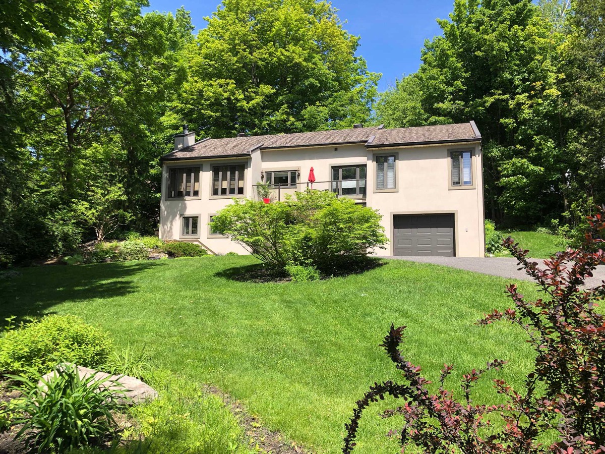 VENDU Maison à étages à vendre 41 Rue Champlain Bromont