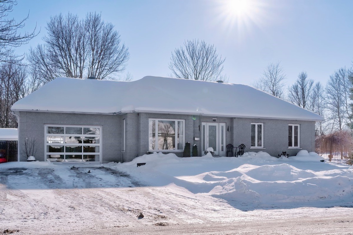 Maison de plainpied à vendre 402 Rue des Étourneaux Cowansville