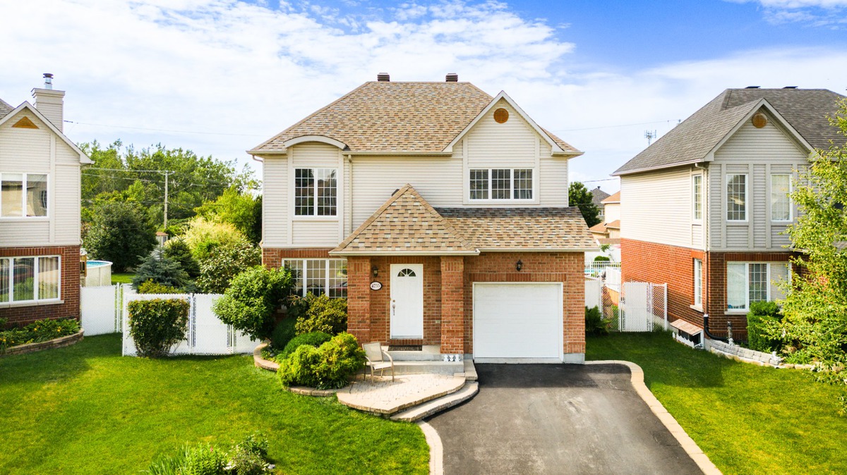Maison à étages à vendre 4755 Rue Villeret Montréal (PierrefondsRoxboro)