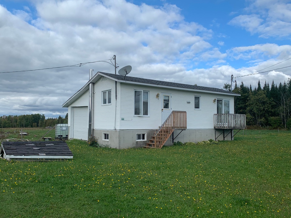 Terrain vacant à vendre 505 5e Rang SainteAnnedelaRochelle