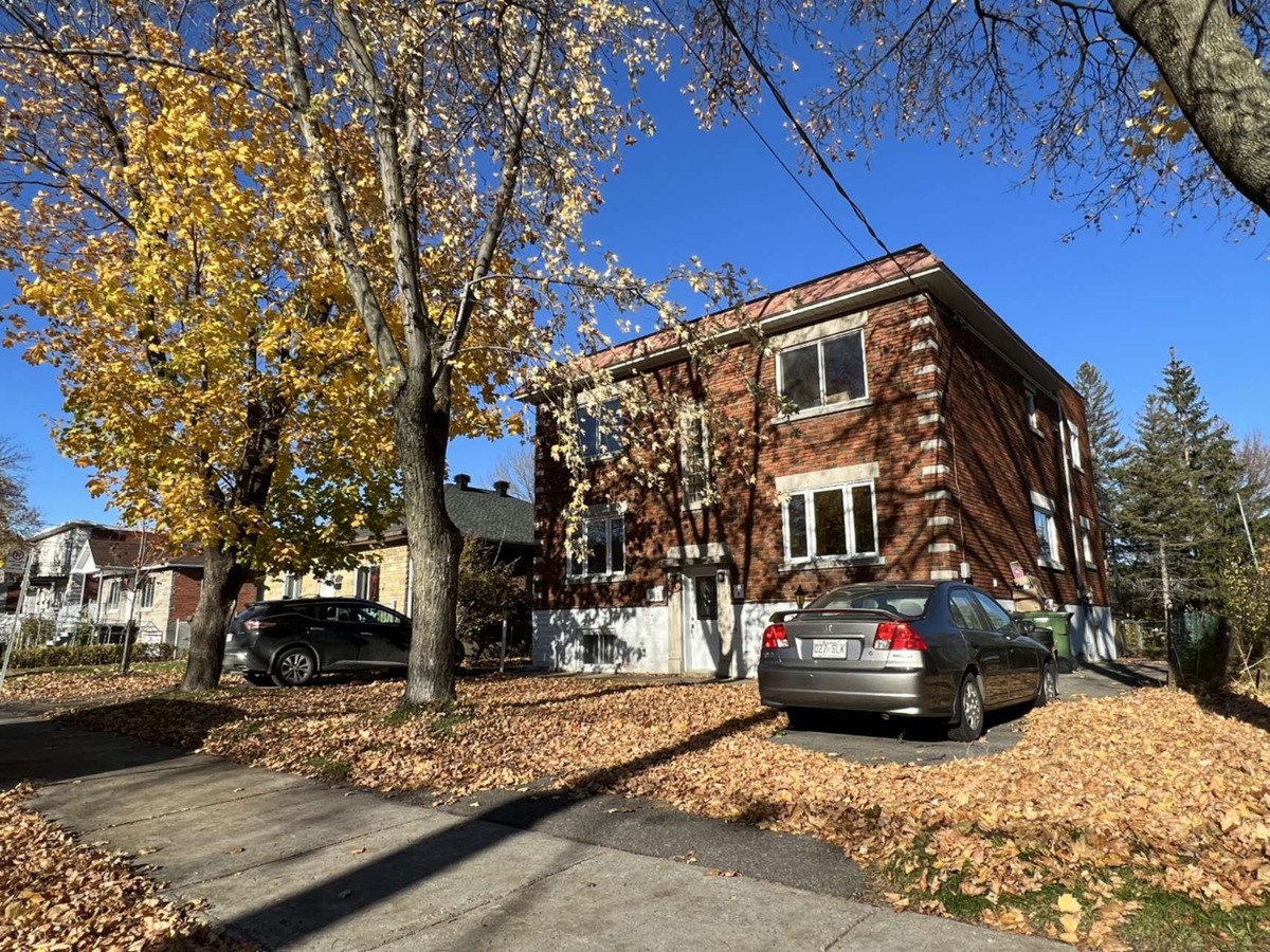Triplex à vendre 10791 Av. Pelletier Montréal (MontréalNord)