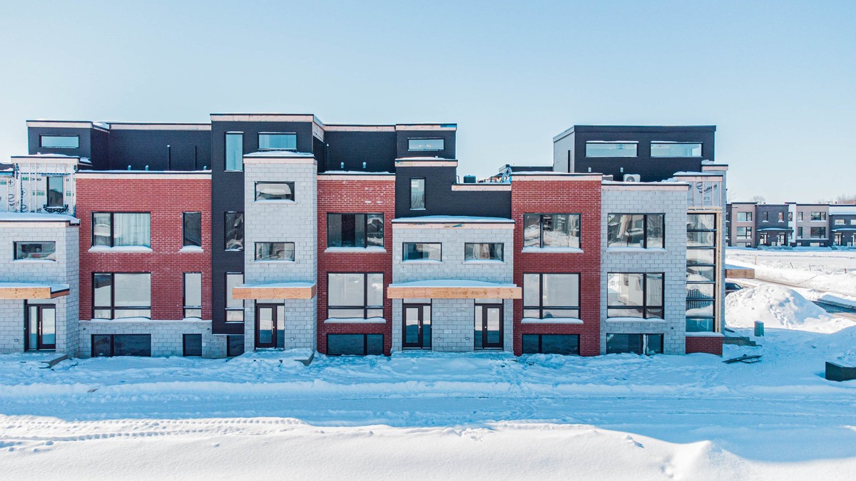 Maison à étages à louer 99 Av. des Chênes Candiac