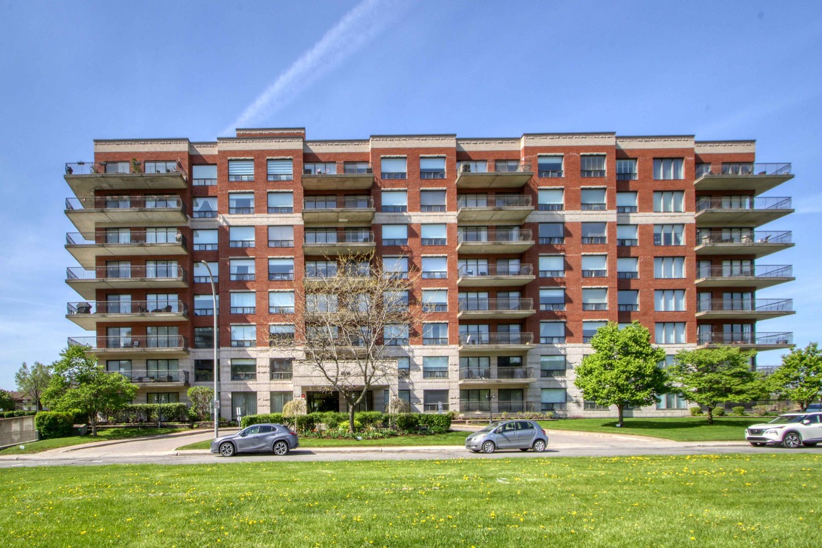Appartement à vendre 6030 Boul. Cavendish, app. 106 CôteSaintLuc