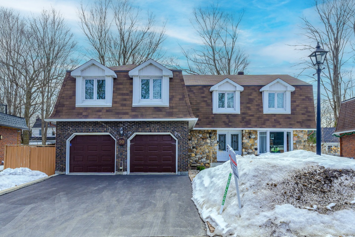 Maison à étages à vendre 90 Rue AltaVista Kirkland Visite libre