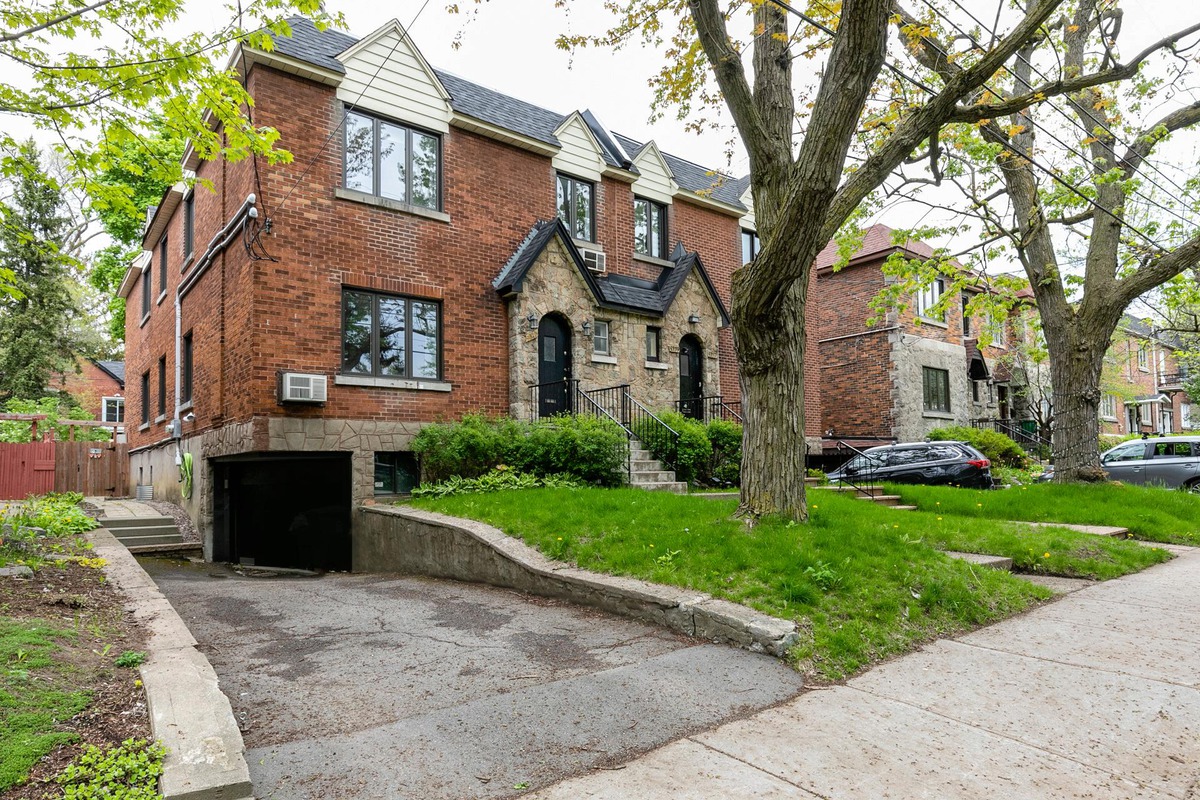 Two or more storey for rent 5343 Av. Earnscliffe Montréal (Côtedes