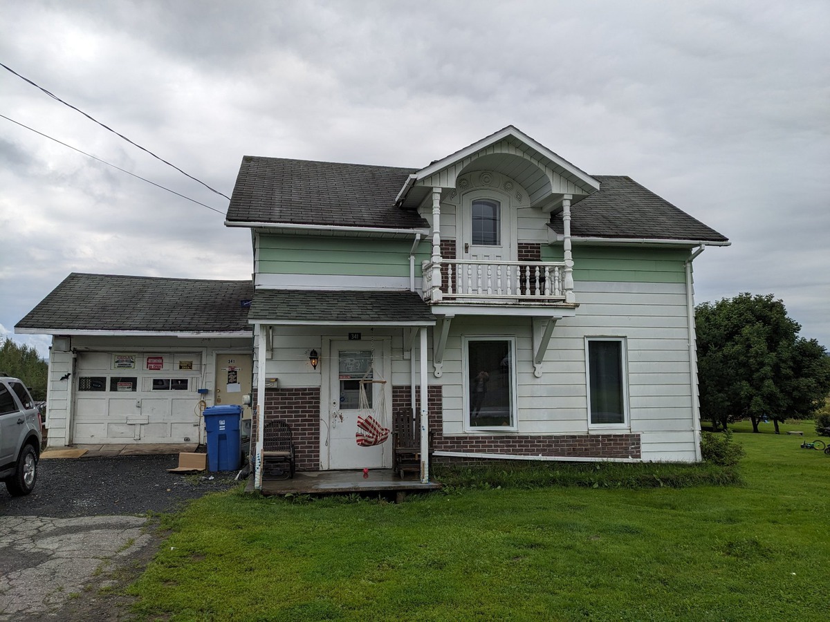 Maison à étages à vendre 341 Rg SteMarie SaintAlfred