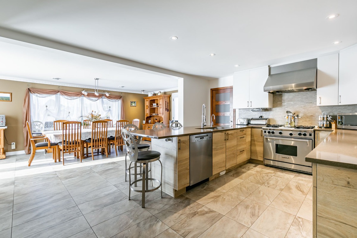 Maison à étages à vendre 3476 Rue Lareau Carignan