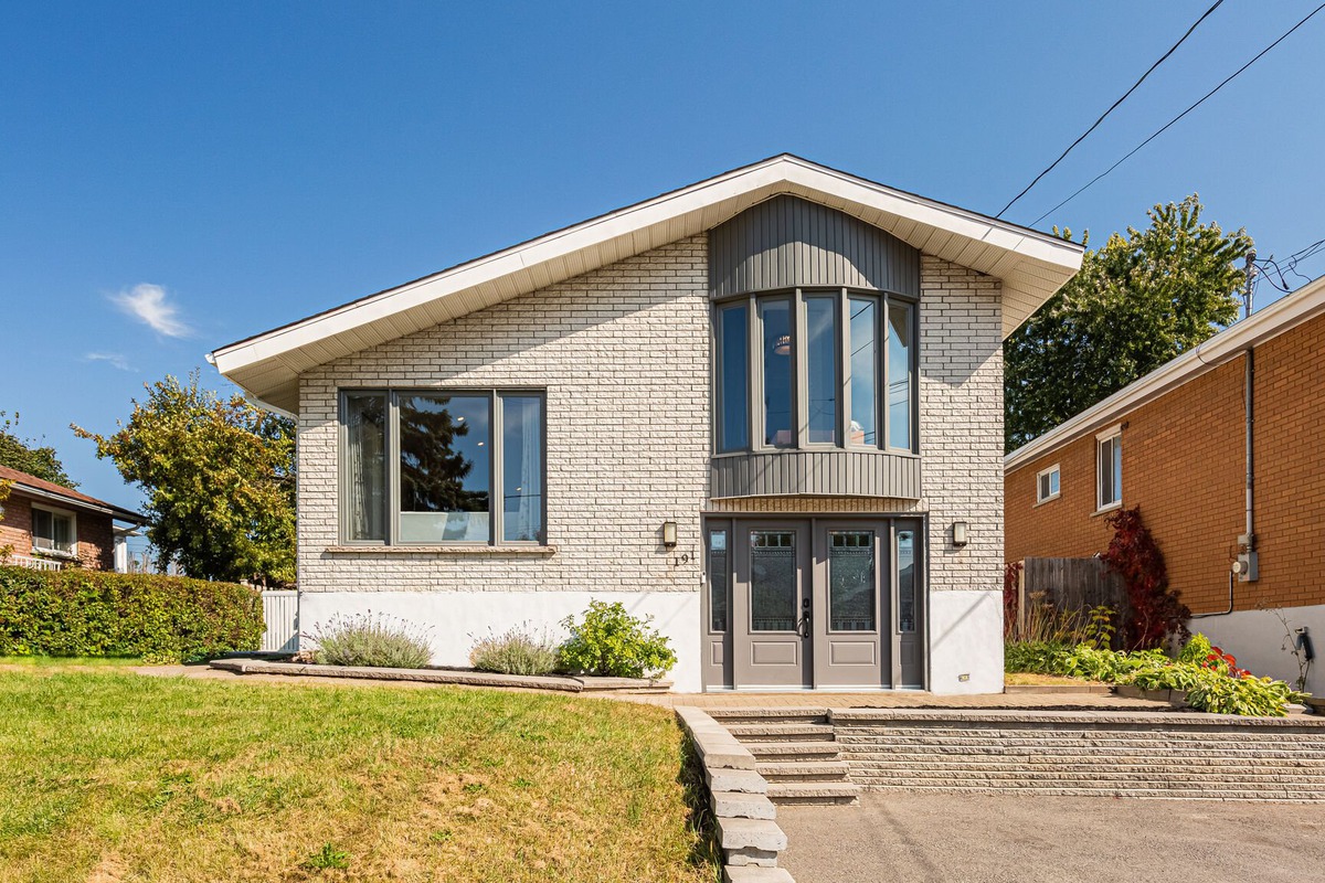 Maison à étages à vendre 191 5e Avenue Laval (LavaldesRapides)