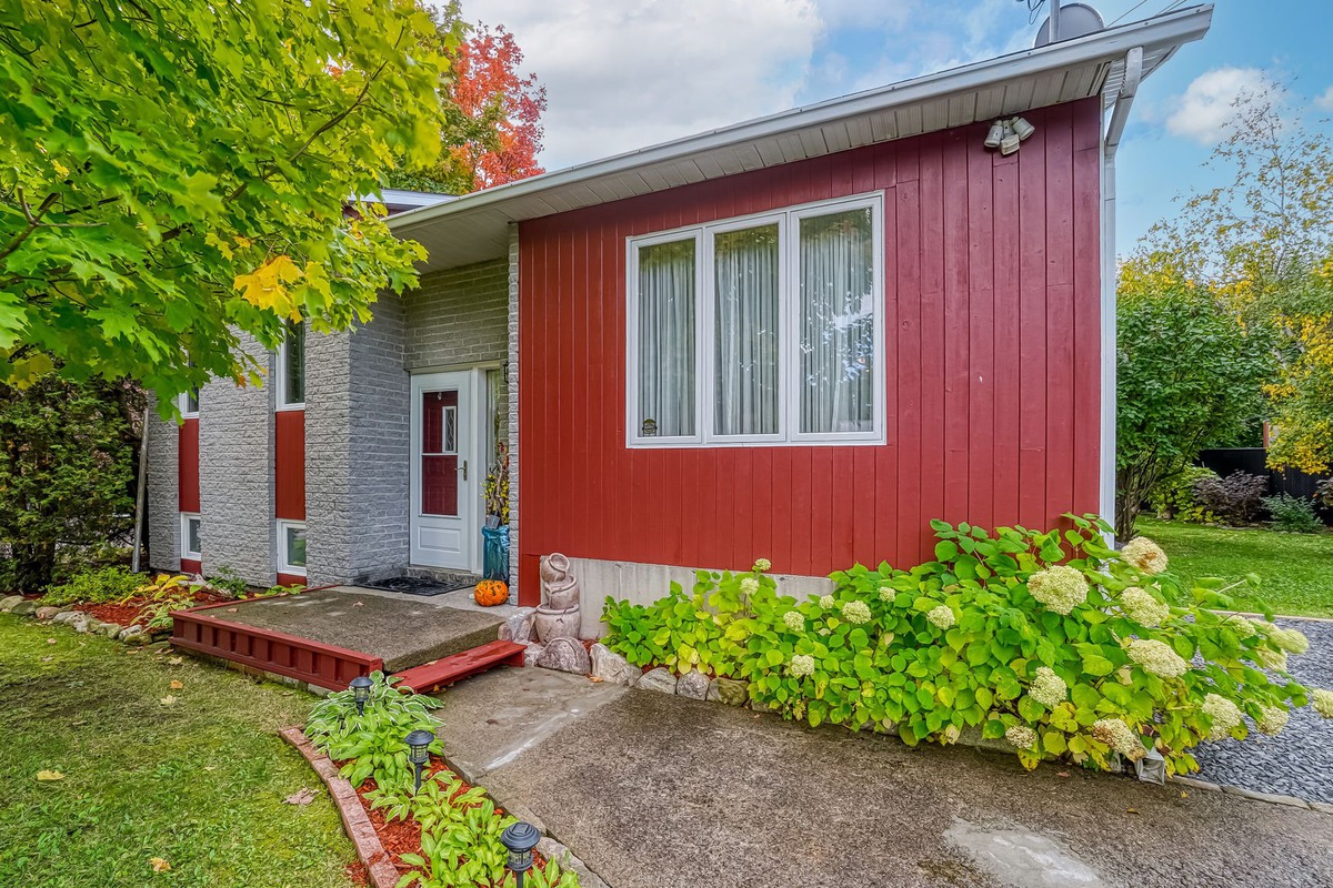 Maison à paliers multiples à vendre 29 Rue Joly Rigaud