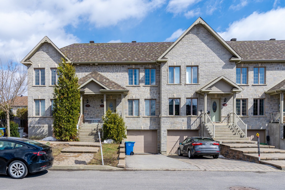 Maison à étages à vendre 85 Rue de Syracuse Candiac