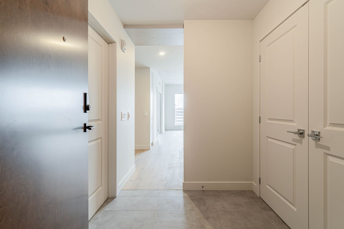 Apartment for sale 3000 Boul. Thimens, app. 802 Montréal (SaintLaurent)