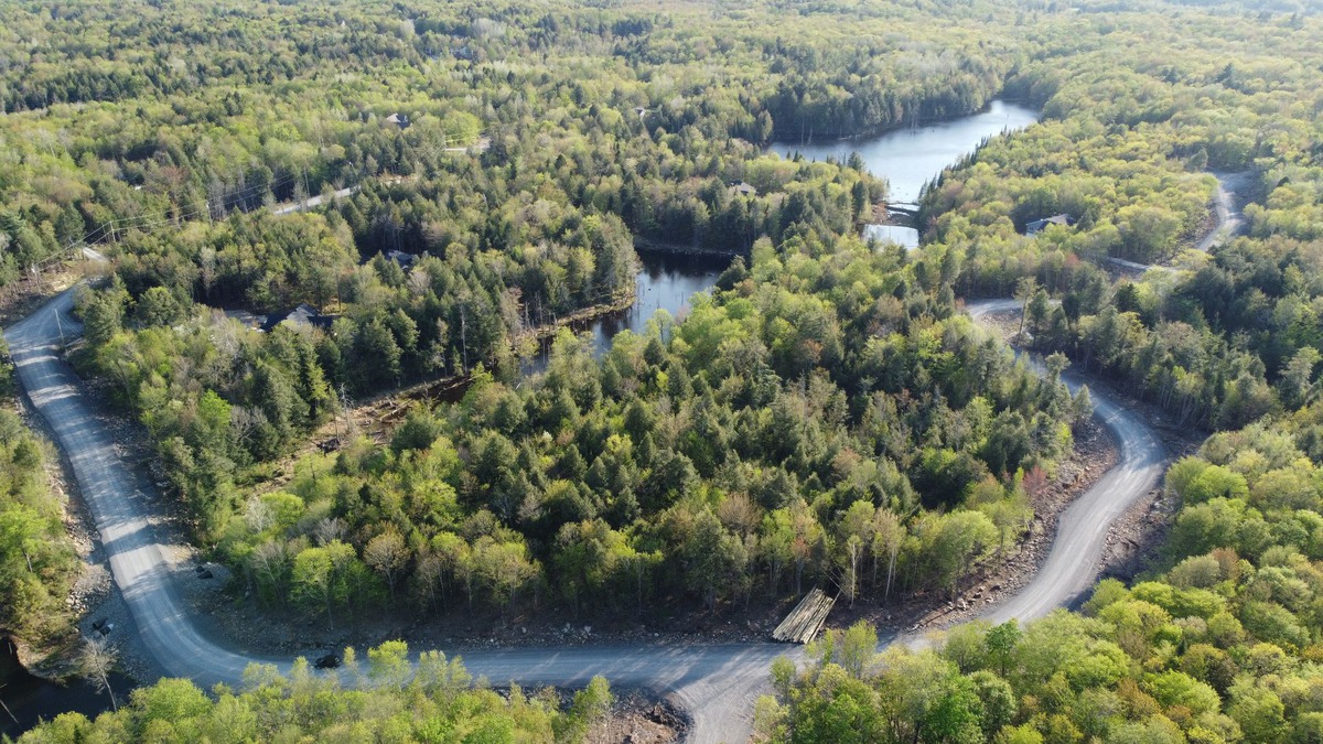 Terrain vacant à vendre Rue des Pommetiers BrownsburgChatham