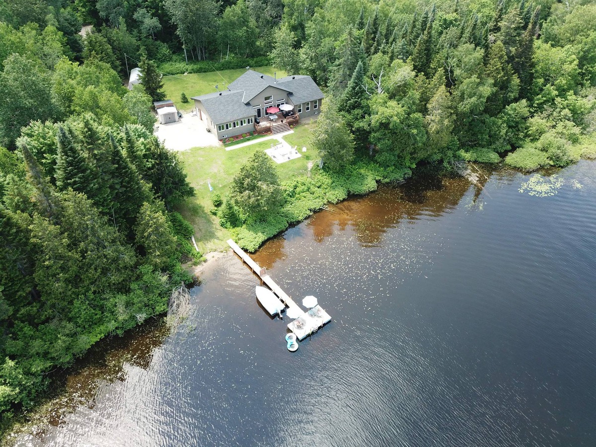 Maison de plainpied à vendre 12 Ch. de l'Érablière Cayamant