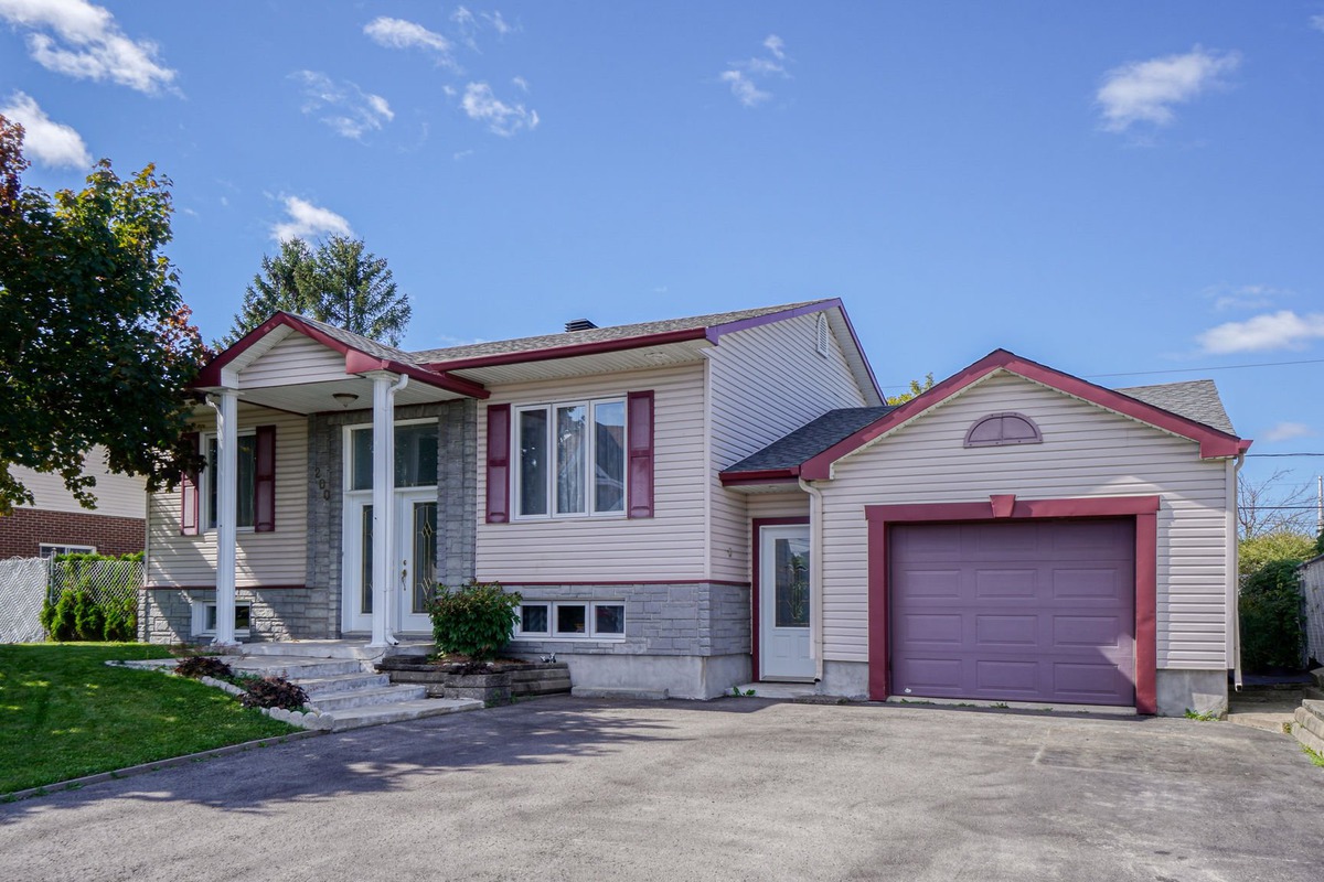 Maison de plainpied à vendre 200 Rue Kennedy Terrebonne (Lachenaie)