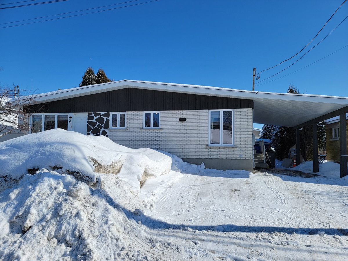 Maison de plainpied à vendre 405 Boul. Champlain Alma