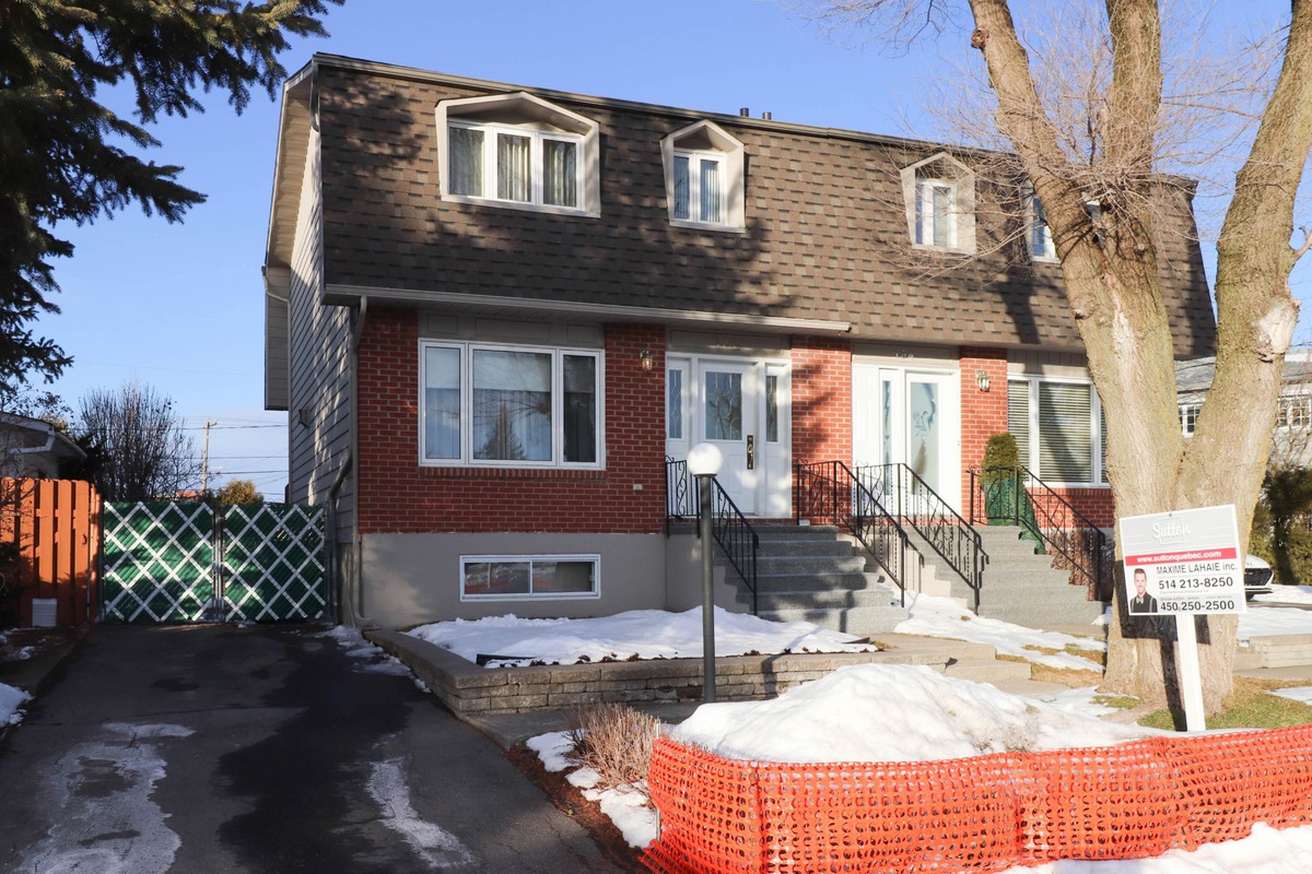 Maison à étages à vendre 136 Rue Cusson Delson