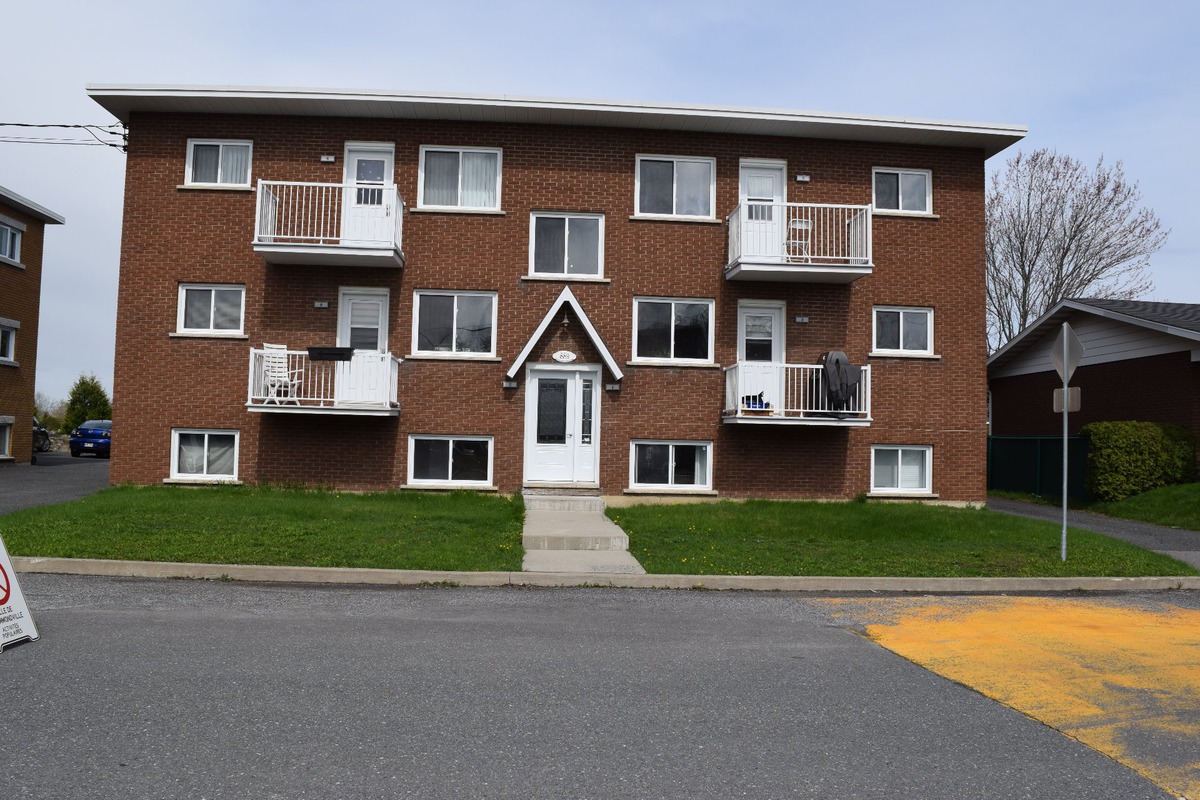 Propriété à revenus à vendre 889 Rue Chassé Drummondville