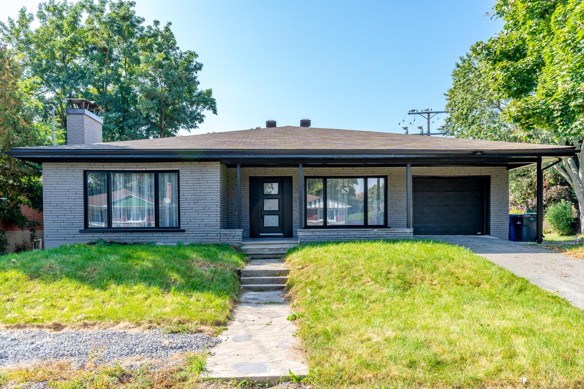 Maison de plainpied à vendre 294 10e Avenue DeuxMontagnes