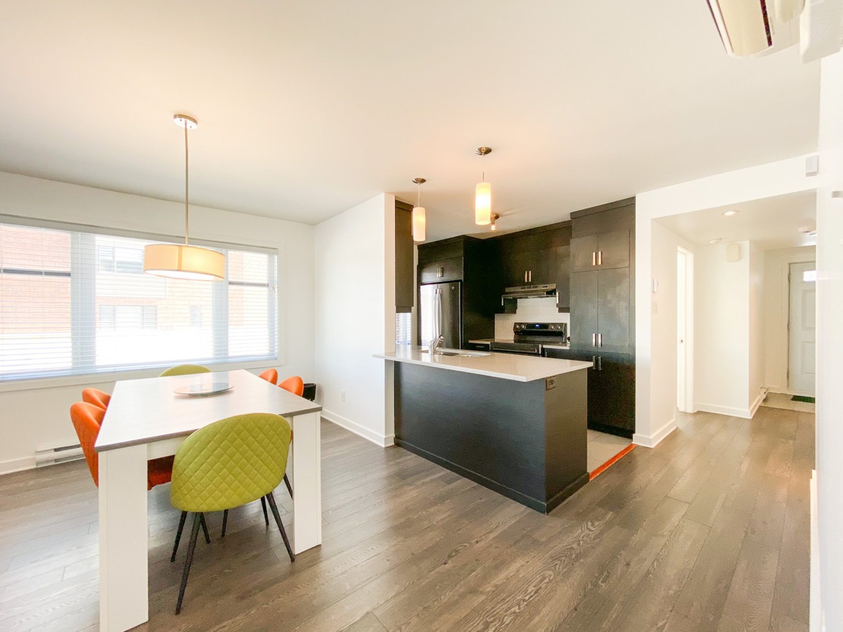 Appartement à louer 3955 Rue AntoineBedwani Laval (Chomedey)