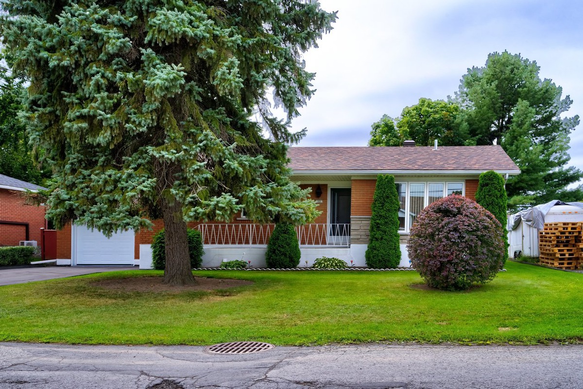 VENDU Maison de plainpied à vendre 12 Rue Albert Salaberryde