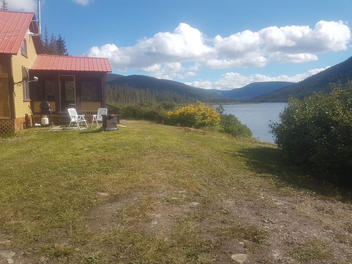 Maison à un étage et demi à vendre Les Quatre Lacs Marsoui