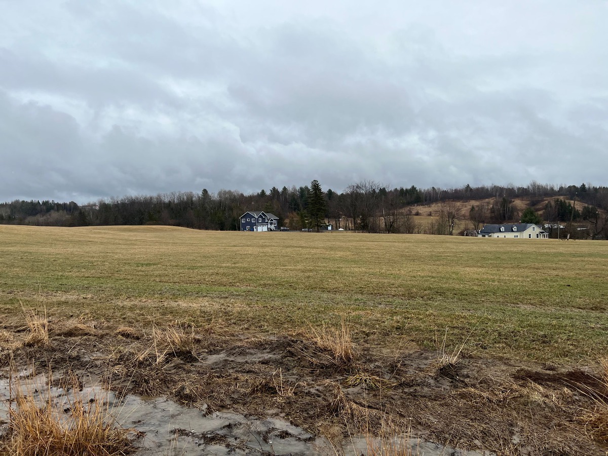 Terrain vacant à vendre 235Z Route 143 N. ValJoli