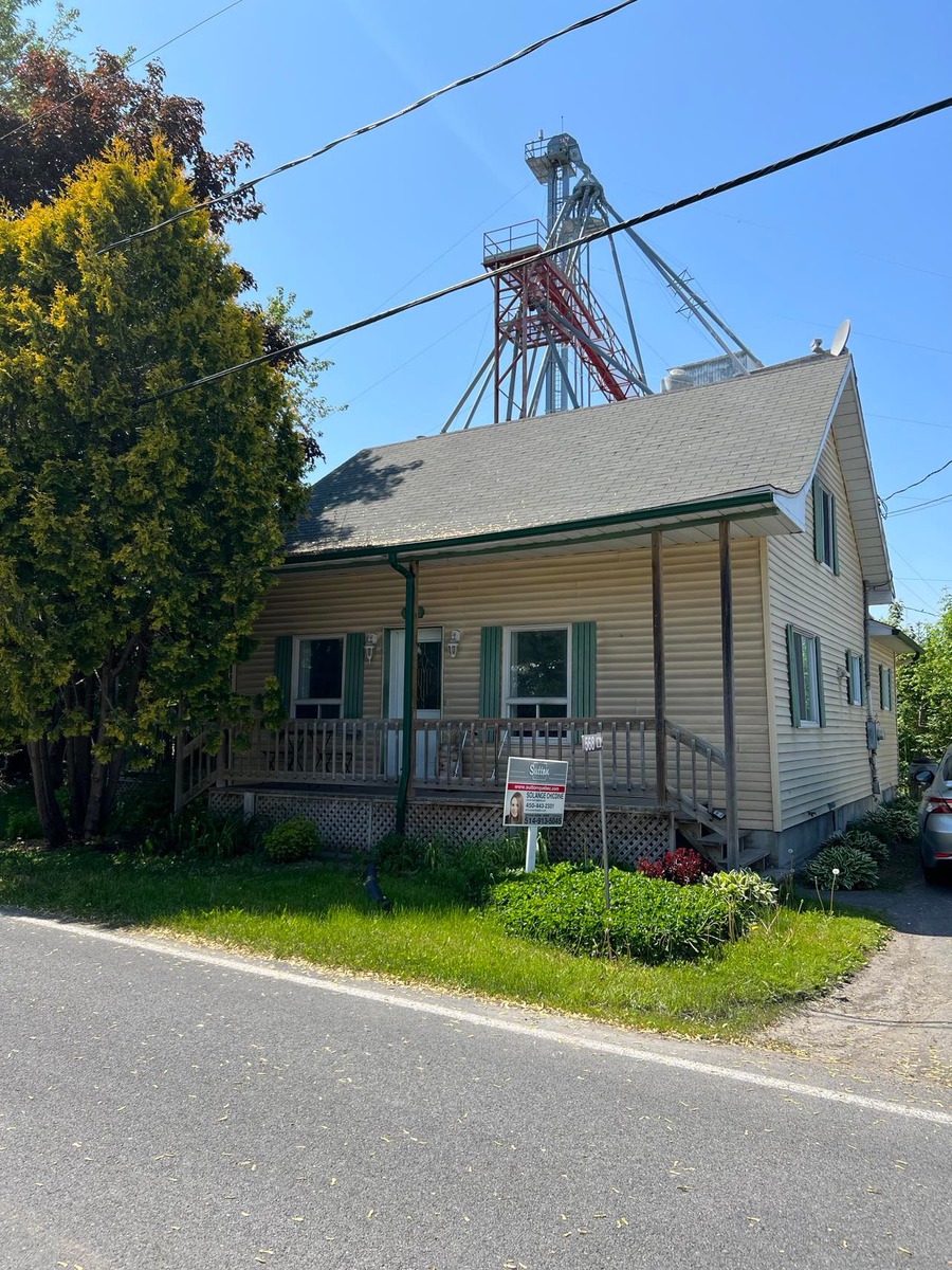 VENDU Maison à étages à vendre 568 8e Rang SainteBrigided'Iberville
