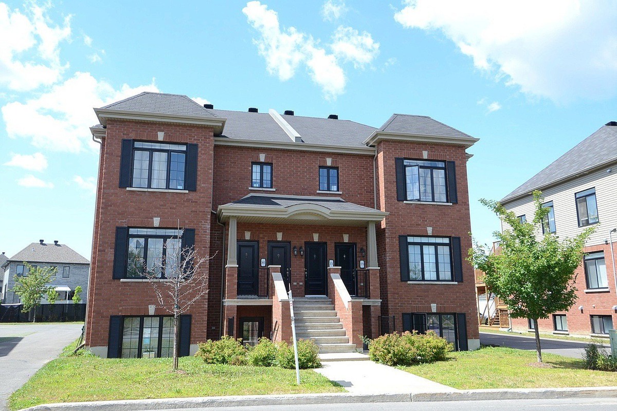 Appartement à vendre 563 Rue ÉtienneLavoie Laval (SainteDorothée)