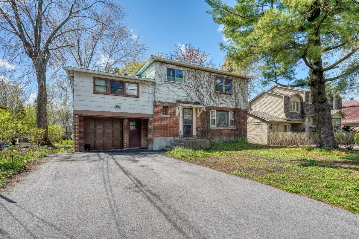 Maison à étages à vendre 156 Av. Sunnyside PointeClaire