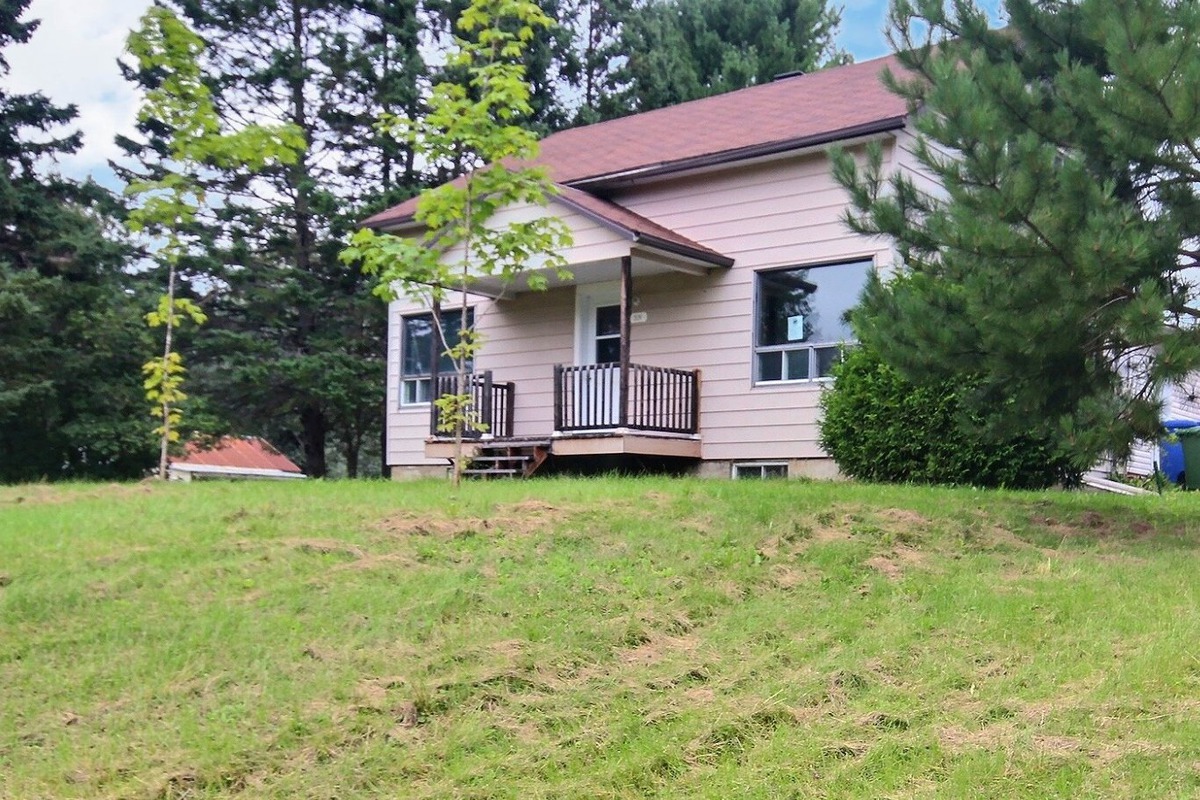 Maison à un étage et demi à vendre 509 Route du PrésidentKennedy