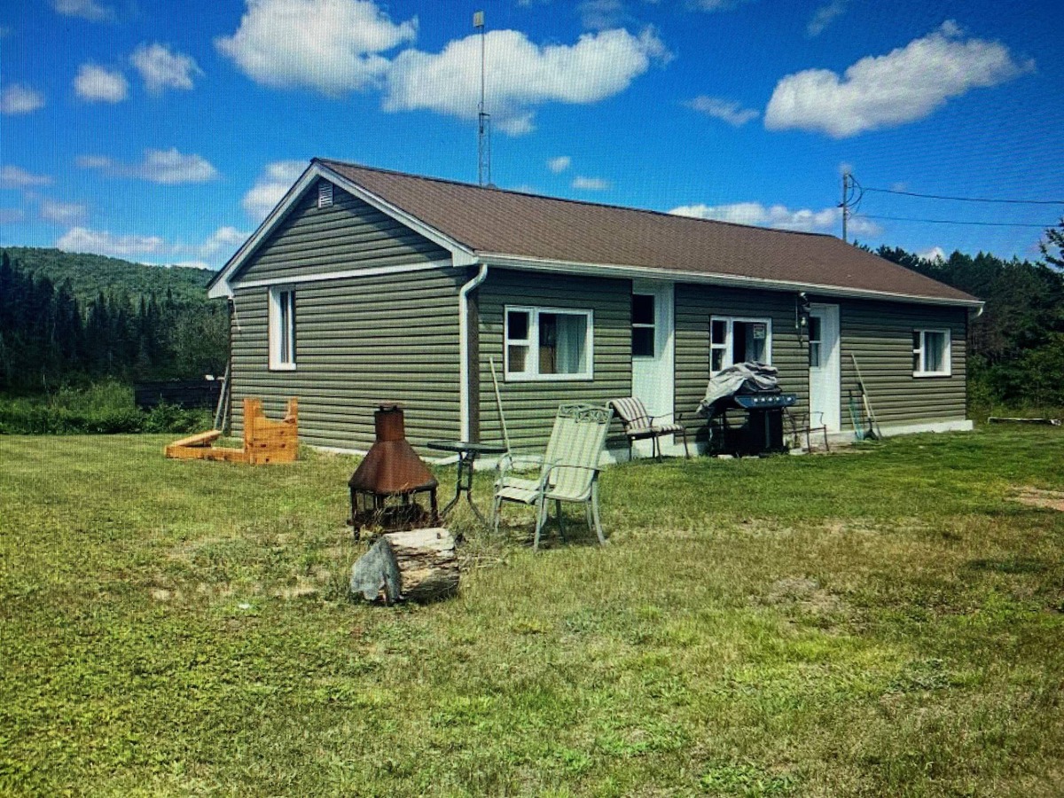 Maison de plainpied à vendre 378 Ch. Degrosbois IvrysurleLac