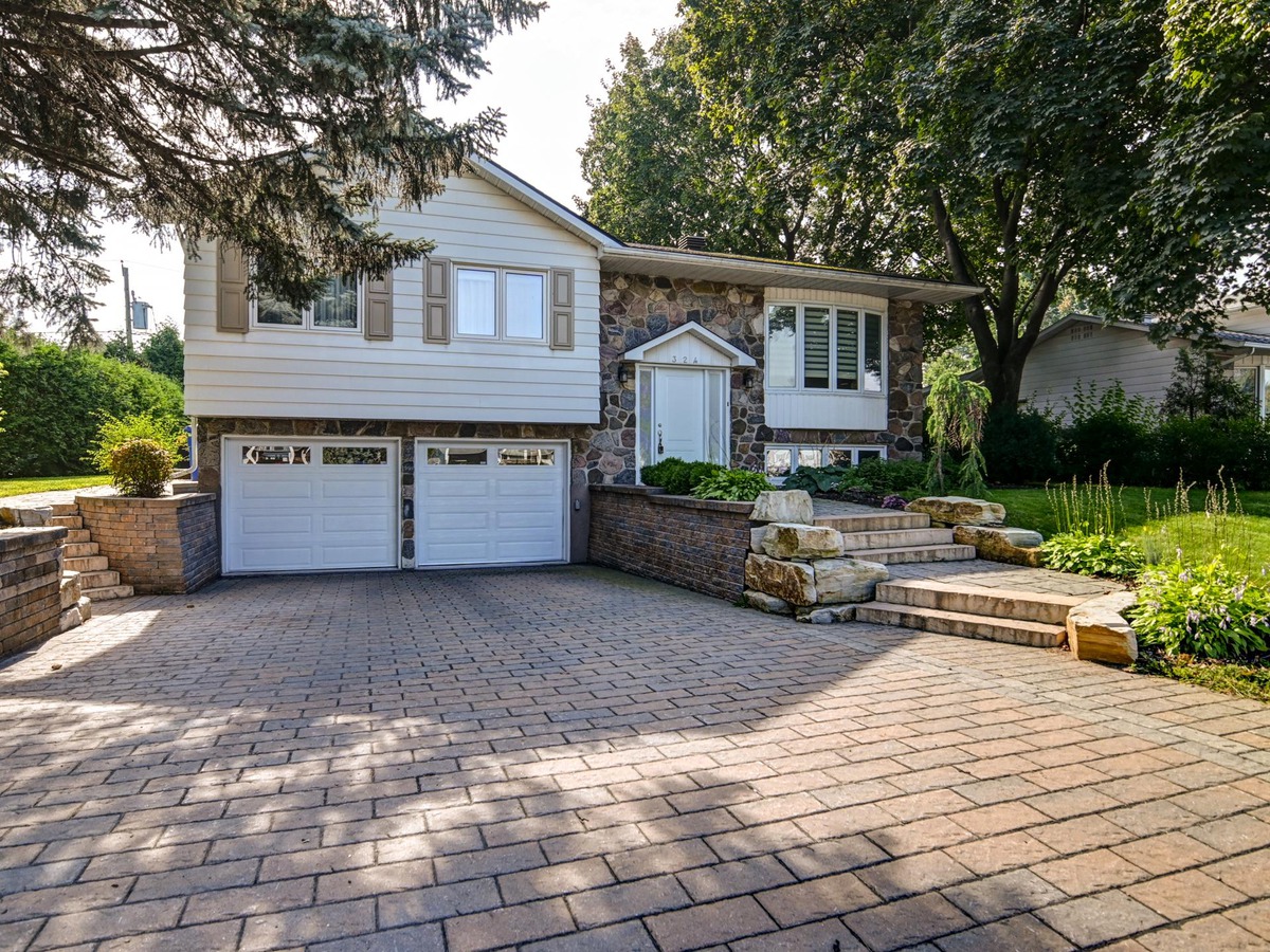 Maison de plainpied à vendre 324 Boul. de Mortagne Boucherville
