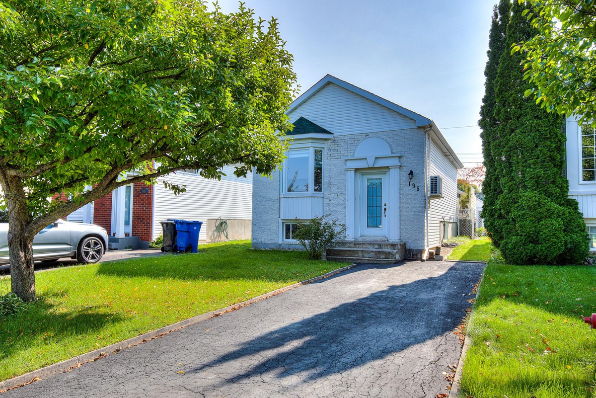Maison de plainpied à vendre 195 Rue du Victoria SainteCatherine